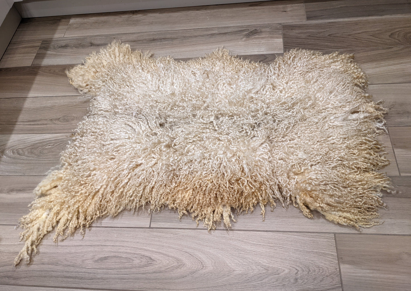 Luxurious Leicester Longwool large rug