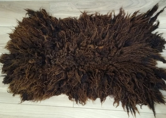 Medium dark-chocolate Hebridean rug