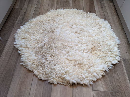 Extra Large Cream Medium Pile Rug